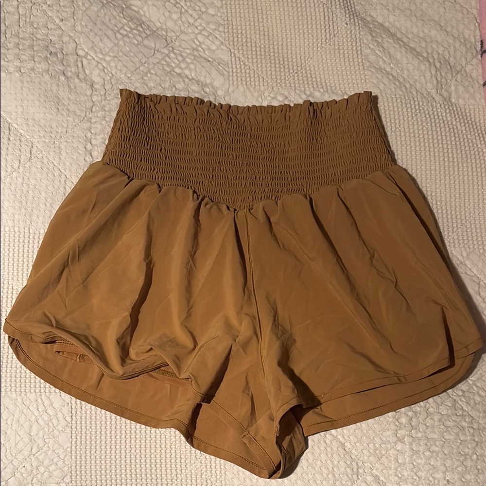Aerie Offline Women's High-Waisted Tan Shorts